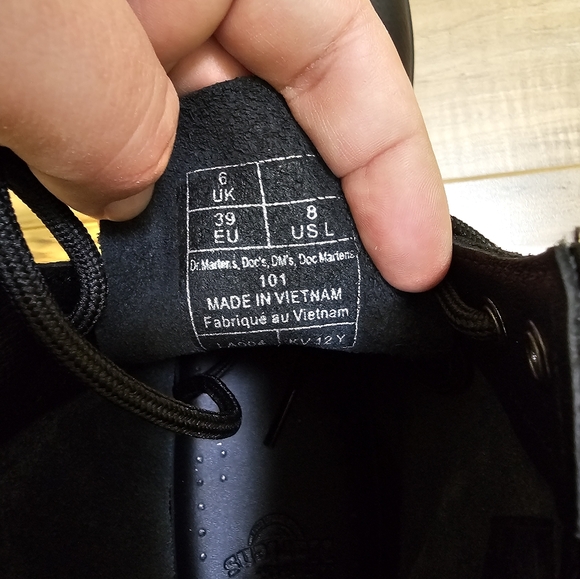 Dr. Martens 101 VIRGINIA LEATHER ANKLE BOOTS, size US 8 - Picture 9 of 11